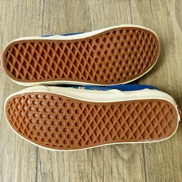 Vans Classic Anaheim Factory Tile Checkerboard Sneakers, Women’s 6.5 - Picture 3 of 7